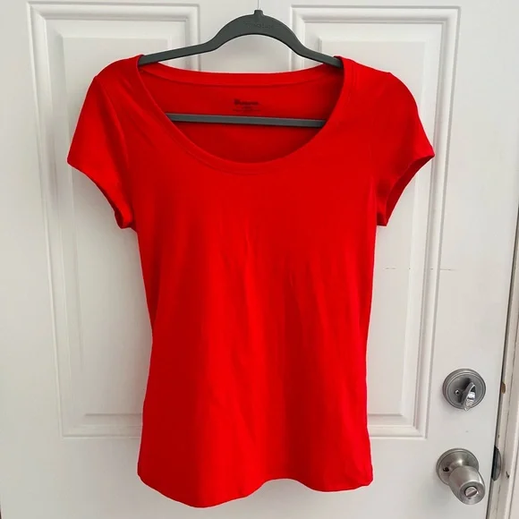 no boundaries simple slim fitting red short sleeve tshirt size medium - Picture 1 of 4